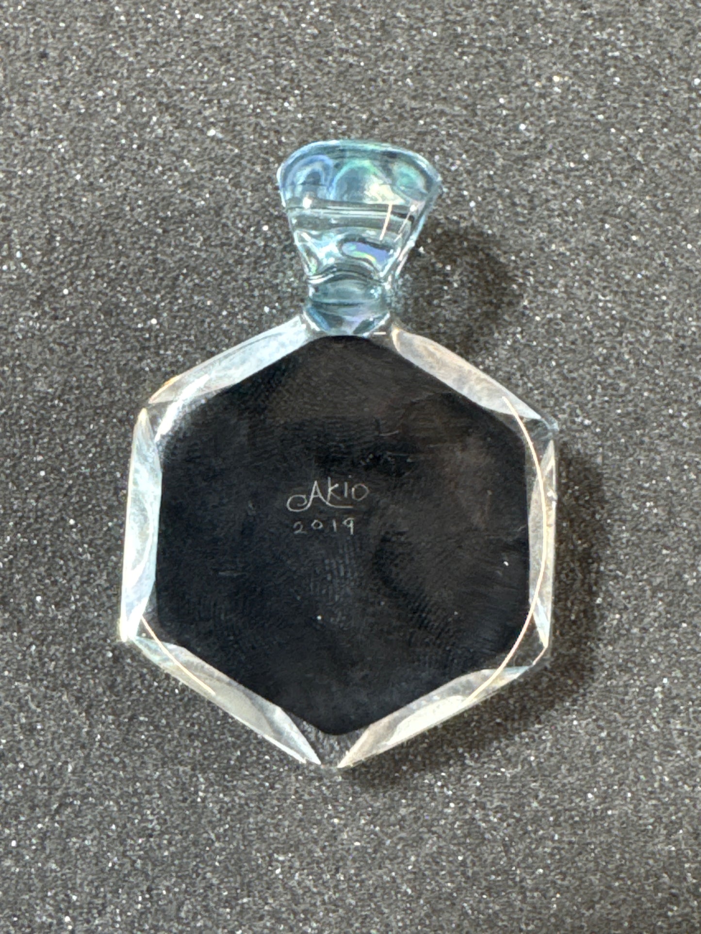 Akio Glass