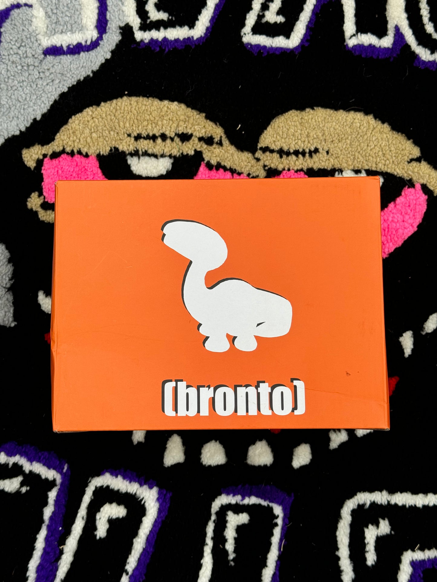 Elbo glass vinyl toy/sculpture Dinosaurs