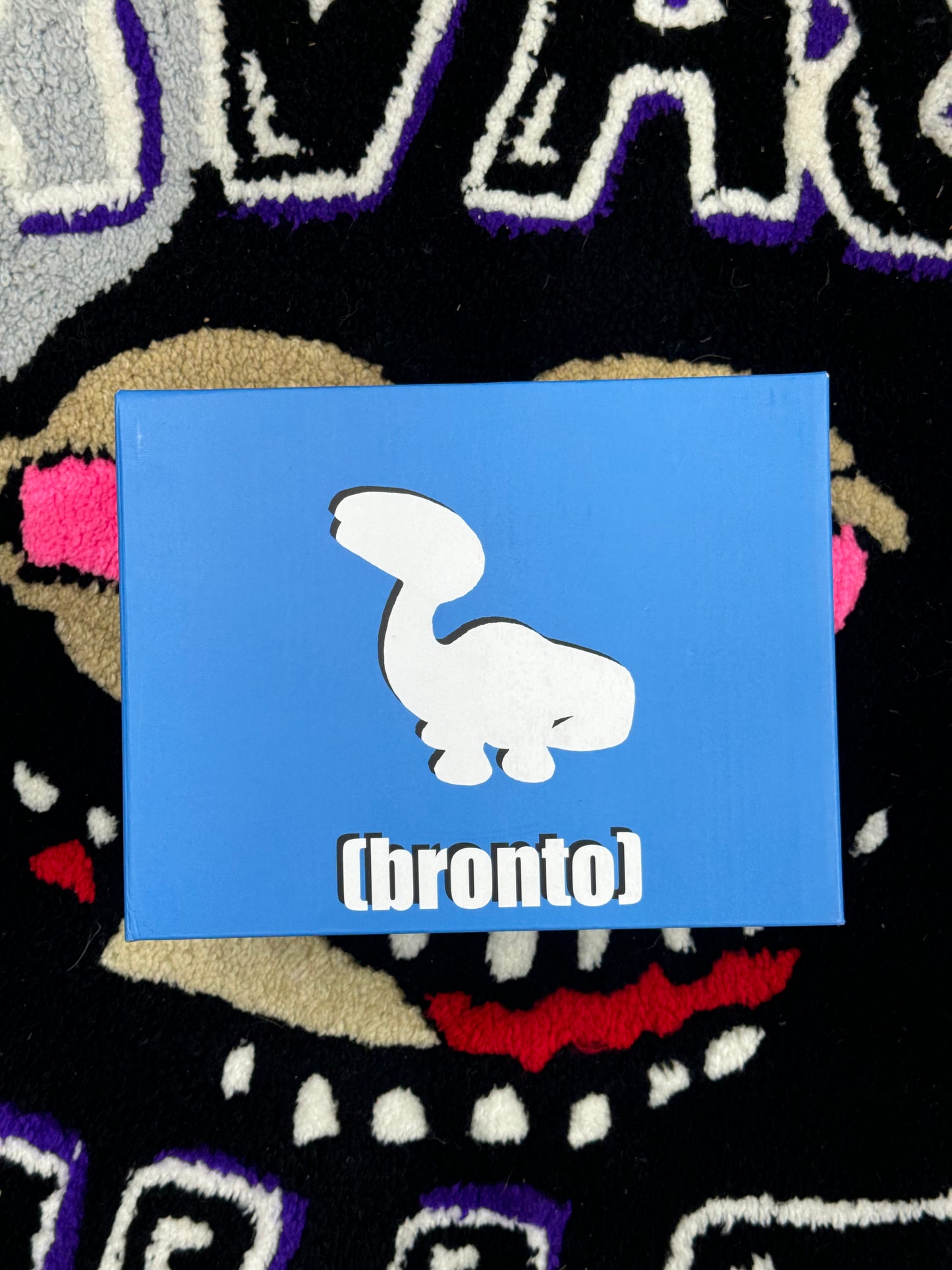 Elbo glass vinyl toy/sculpture Dinosaurs