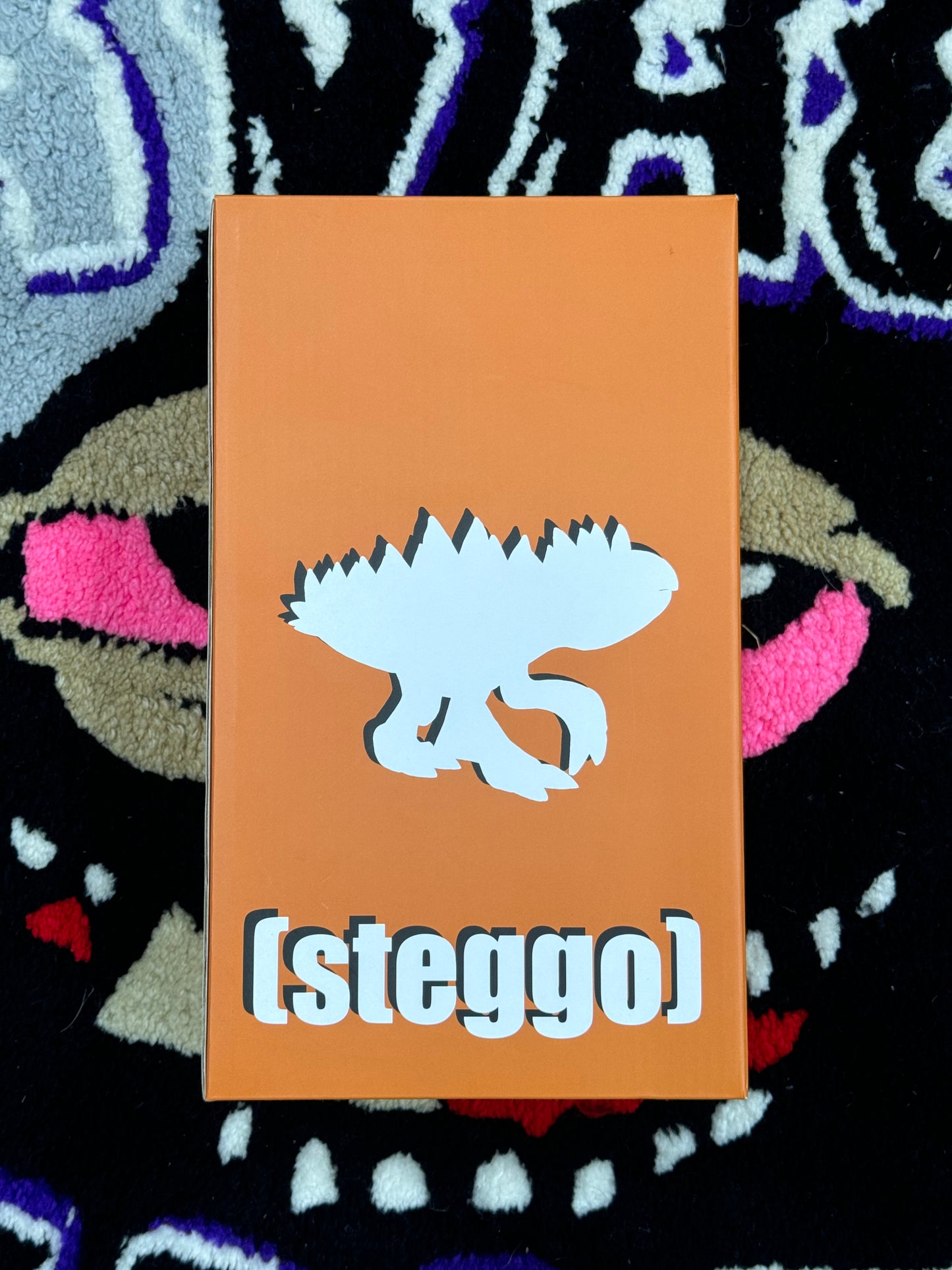 Elbo glass vinyl toy/sculpture Dinosaurs