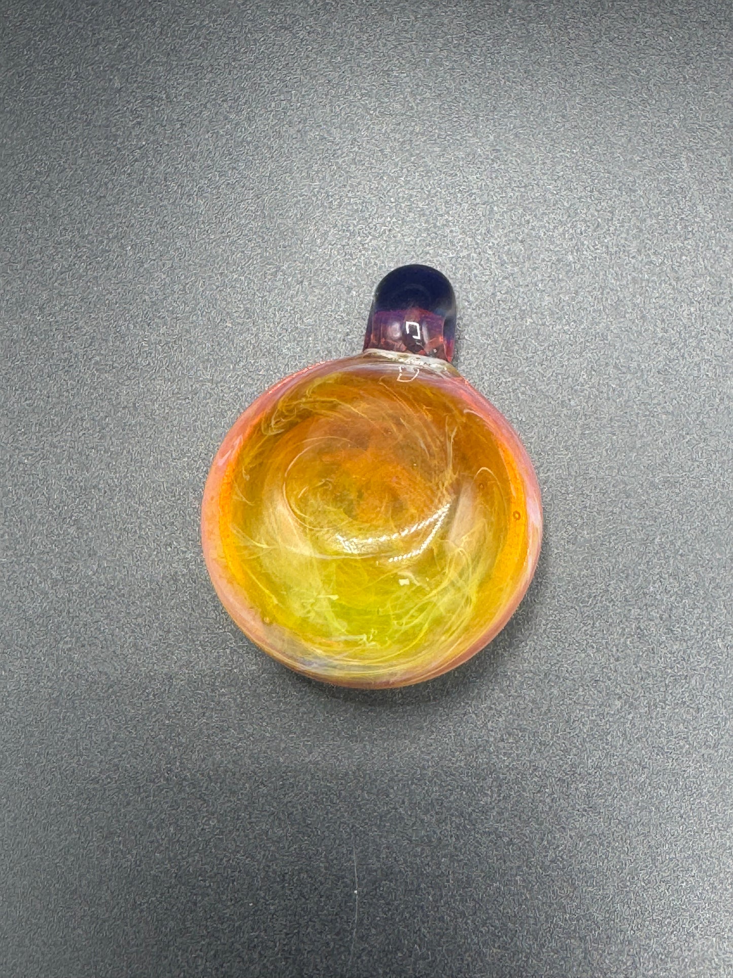 Roe Glass Pendant