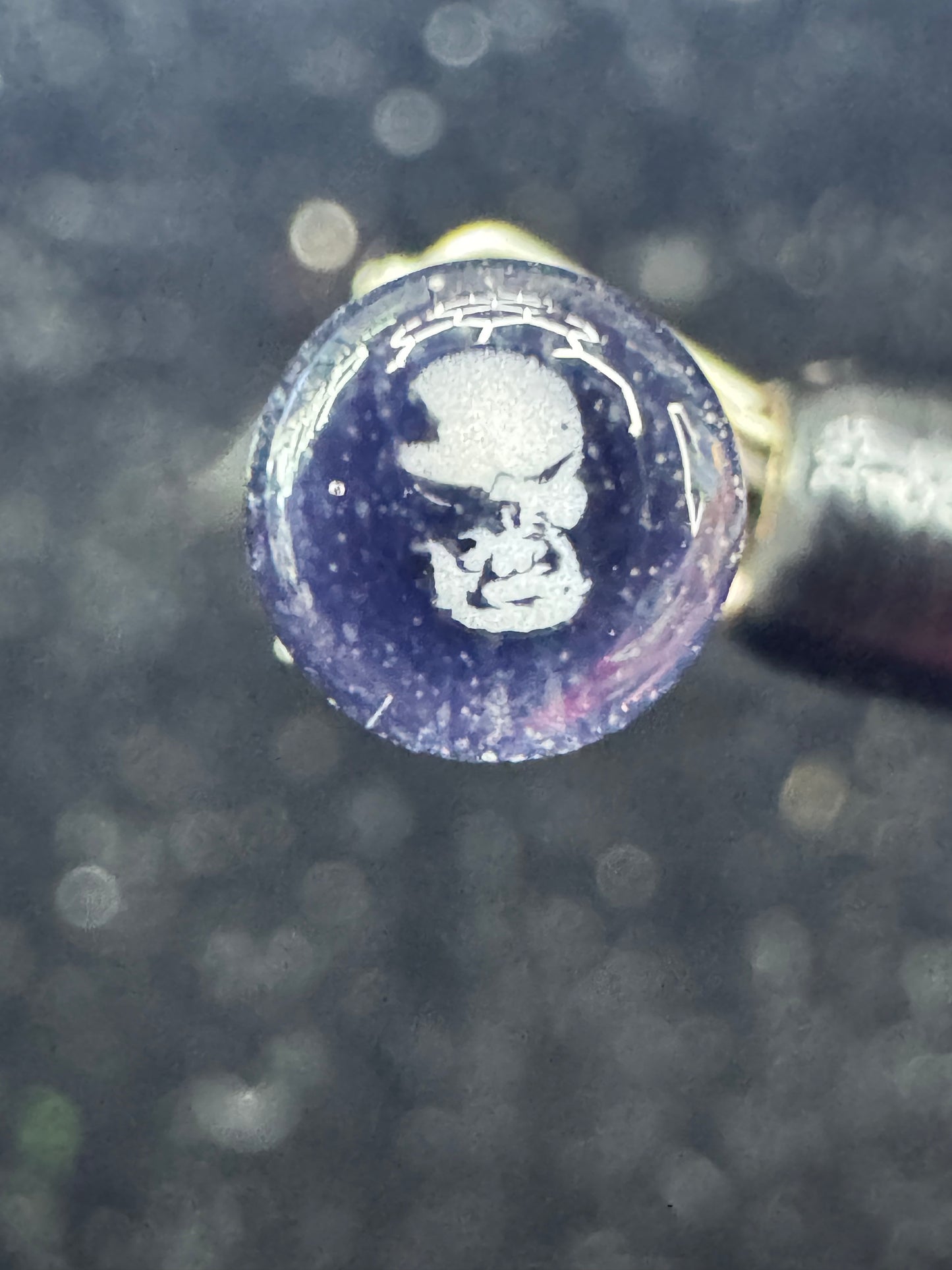 Credo Glass pillar