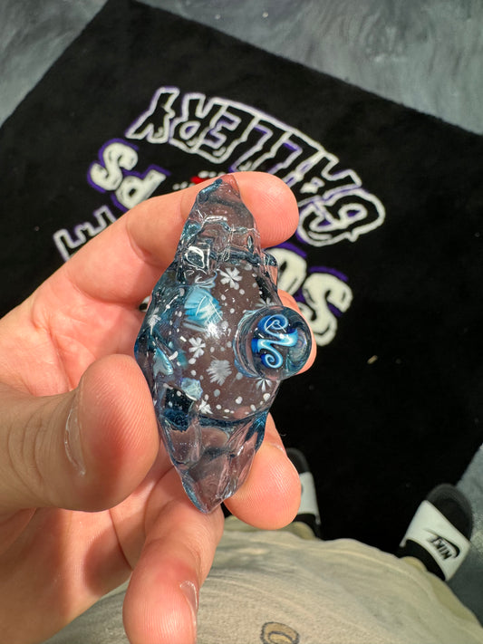 Chaka Glass pendant