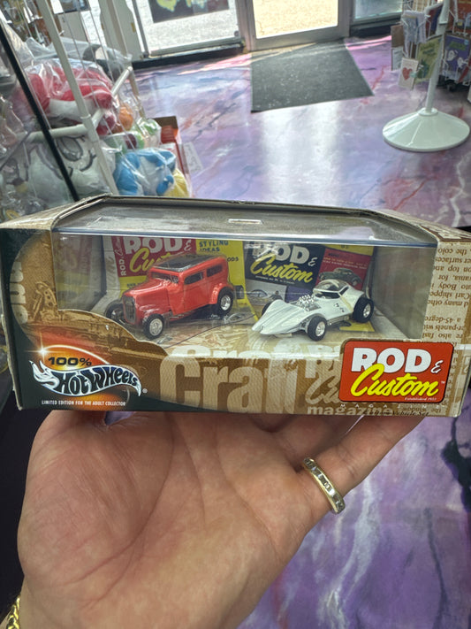 2000 100% Hot Wheels Hot Rod Series 6 Rod & Custom Car Set Nib