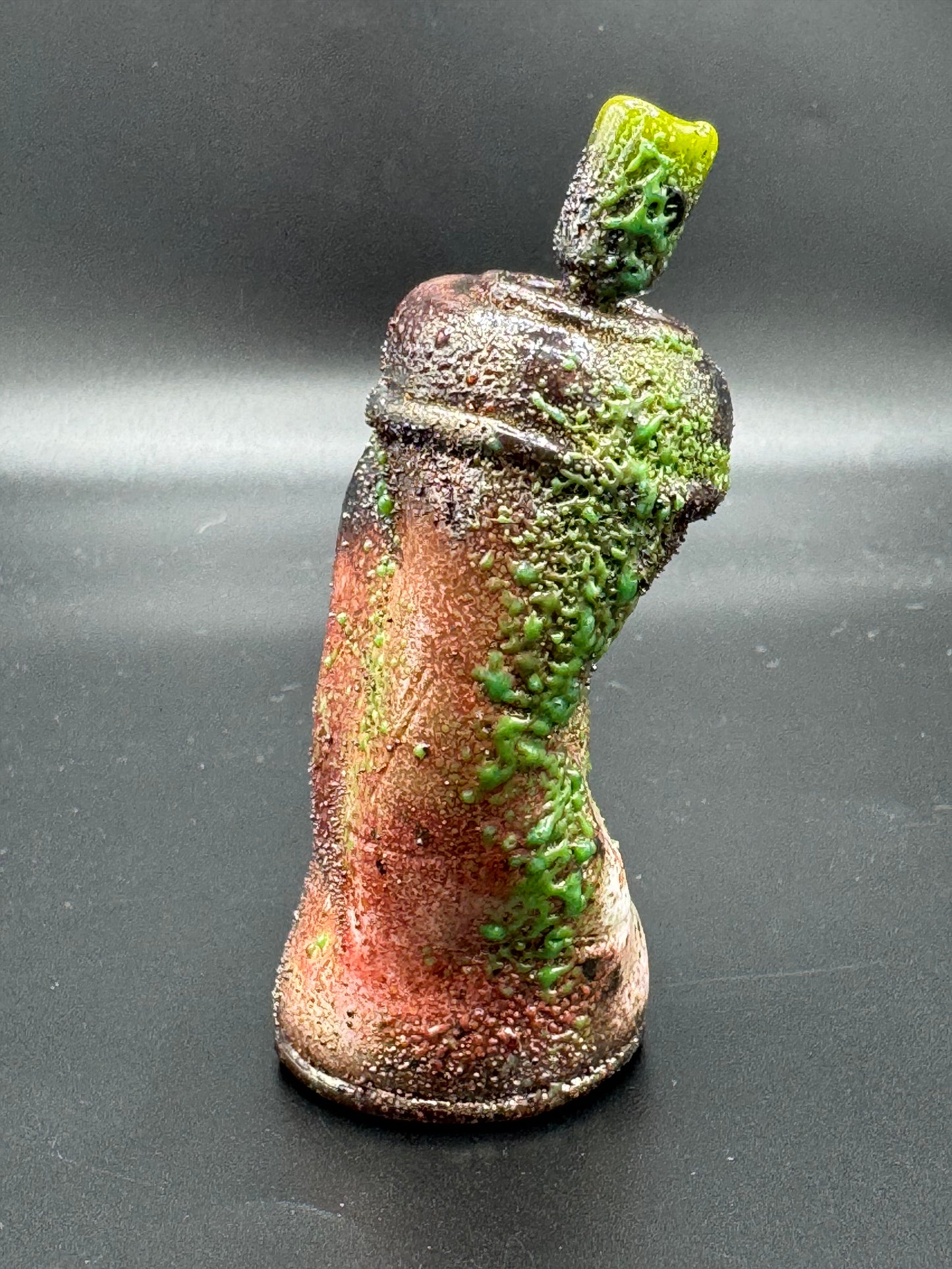 Irockz Spray Paint Can Chillum