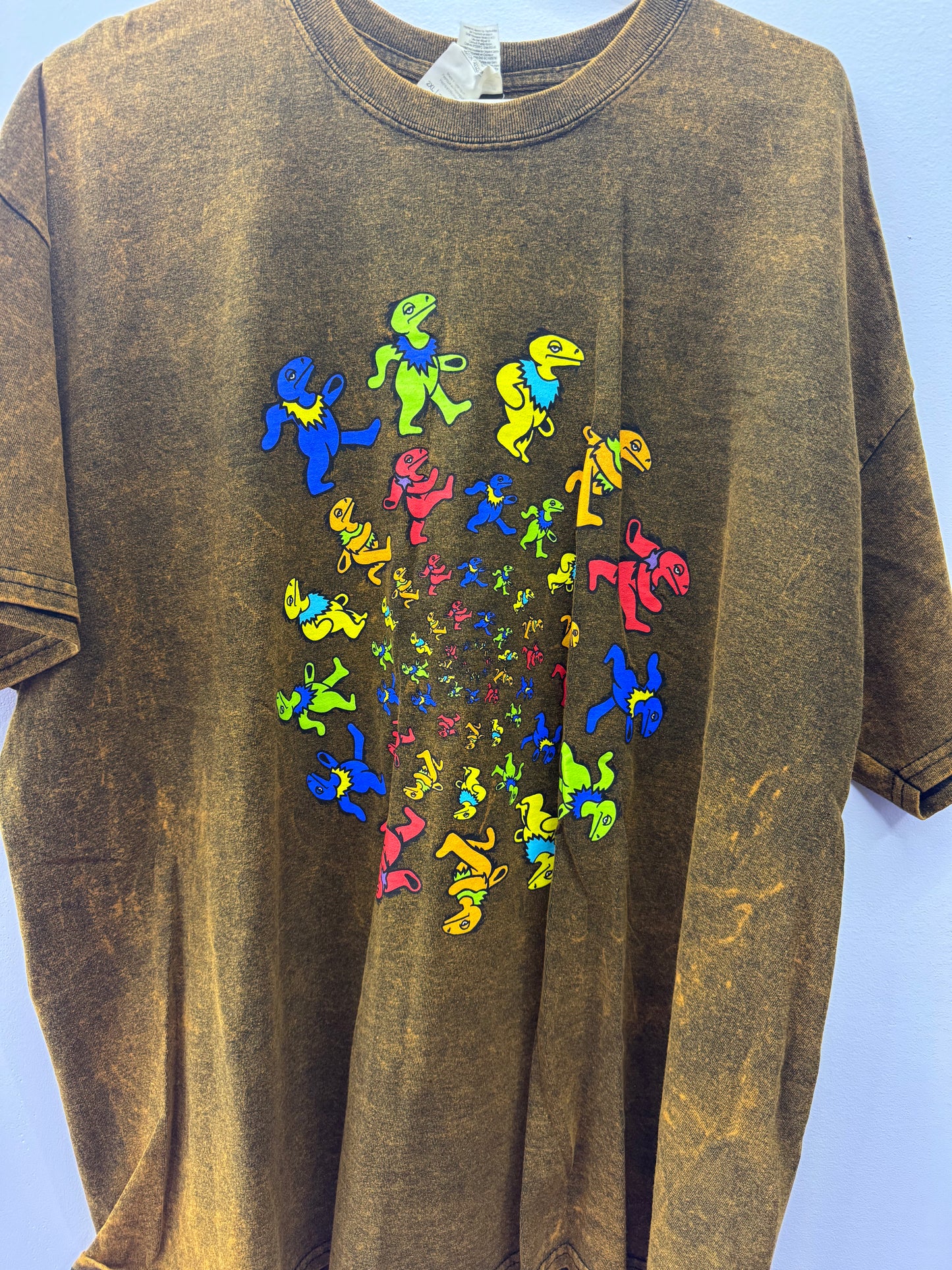 Elbo Glass Tshirt